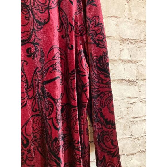 Catherines Velvet Top Womens 2X Cranberry Red Paisley Plus Stretch Pullover - Picture 5 of 13